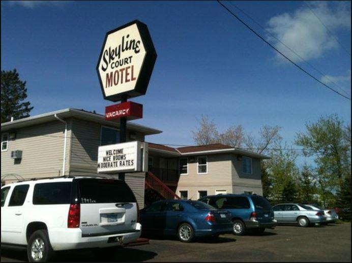 Skyline Court Motel Hermantown Esterno foto